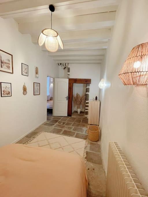 Logis Du Chandelier Le Puy-en-Velay Bagian luar foto